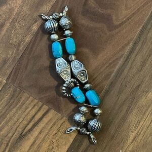 Turquoise and Silver Beaded Bracelet